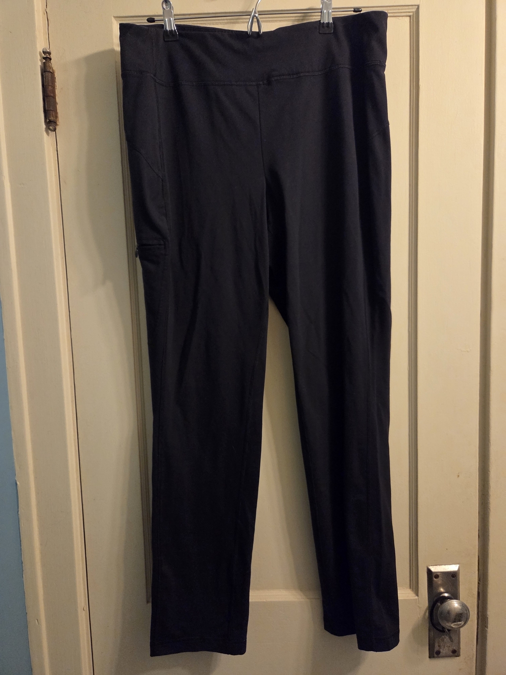 Duluth Trading Co Womens NOGA Straight Leg Sz L X 31"